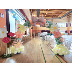 부평서초등학교 입구아치장식